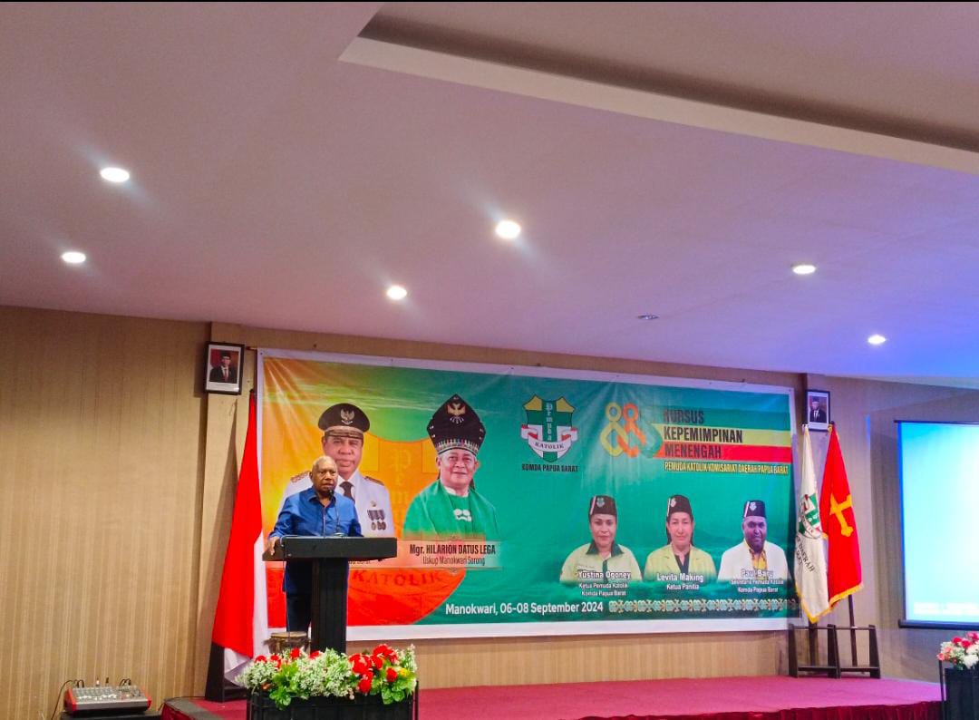 Dewan Pembina Pemuda Katolik Provinsi Papua Barat, Dominggus Mandacan